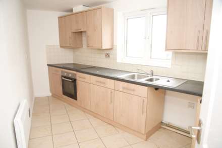 Hill View Drive, Thamesmead, SE28 0LL, Image 11