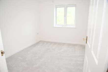 Hill View Drive, Thamesmead, SE28 0LL, Image 14