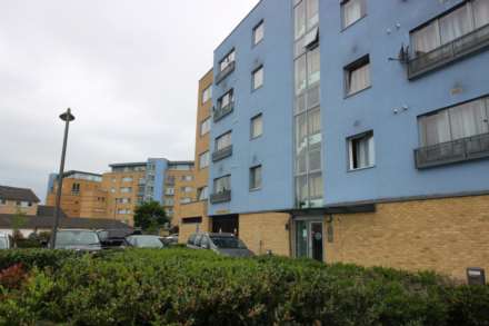 Warrior Close, London, SE28 0NL, Image 14