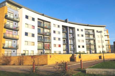 2 Bedroom Apartment, Tideslea Path, Thamesmead West, SE28 0NH