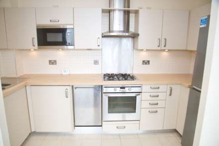 Tideslea Path, Thamesmead West, SE28 0NH, Image 11