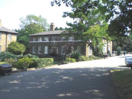 Connaught Mews, Woolwich