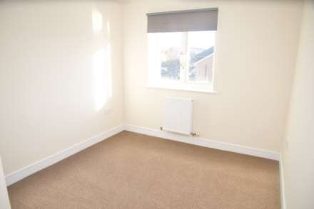 6 Long Acre, Thamesmead West, SE28 0PA, Image 10