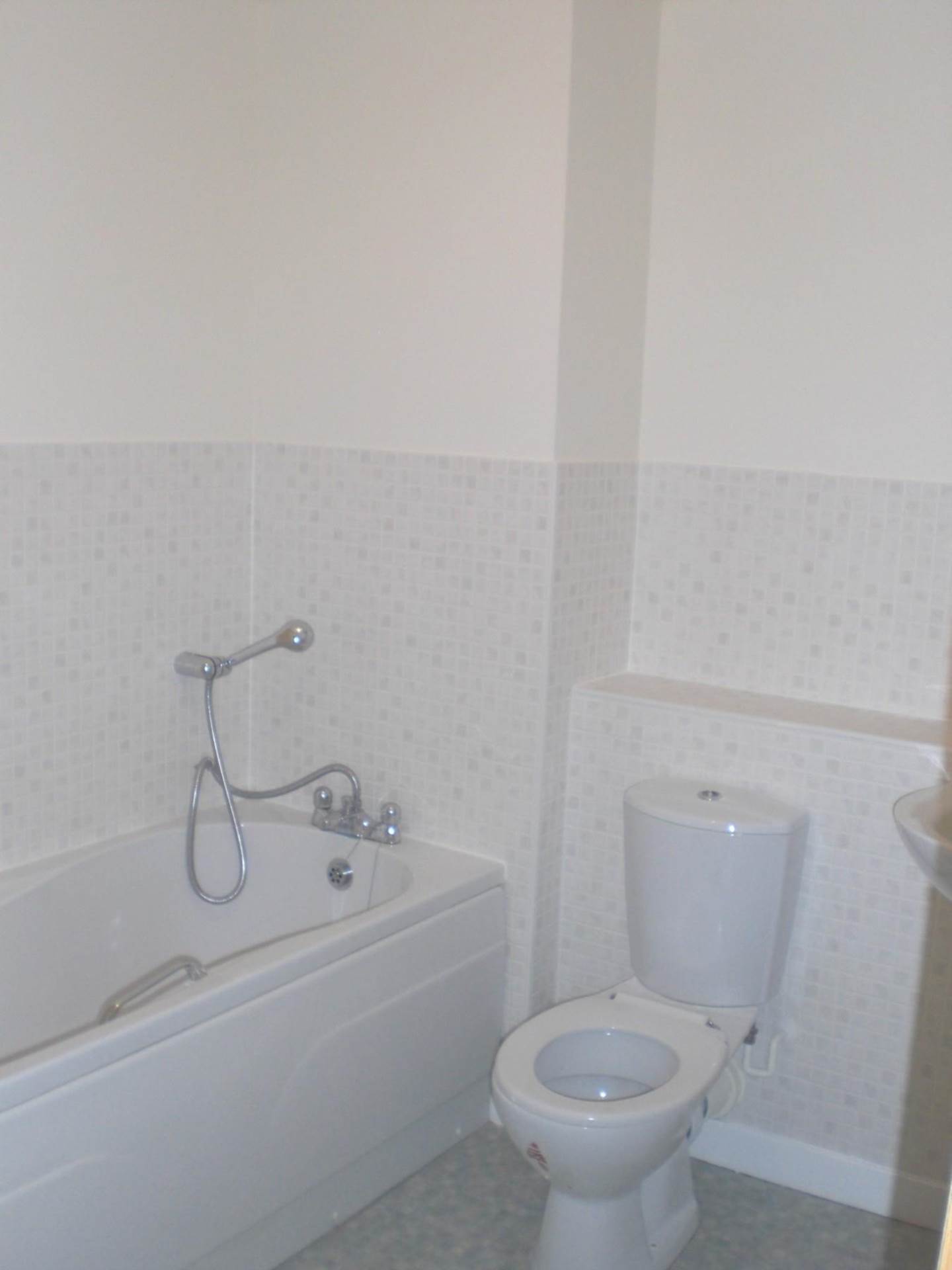 Defence Close, West Thamesmead, SE28 0NH, Image 4