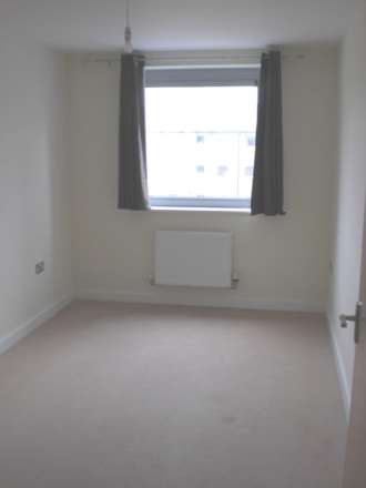 Defence Close, West Thamesmead, SE28 0NH, Image 5
