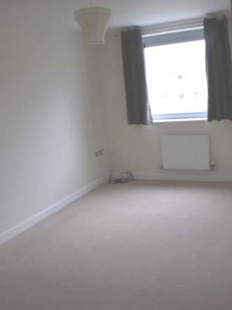 Defence Close, West Thamesmead, SE28 0NH, Image 6