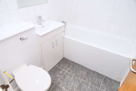 Greenwich Heights, Master Gunner Place SE18, Image 7