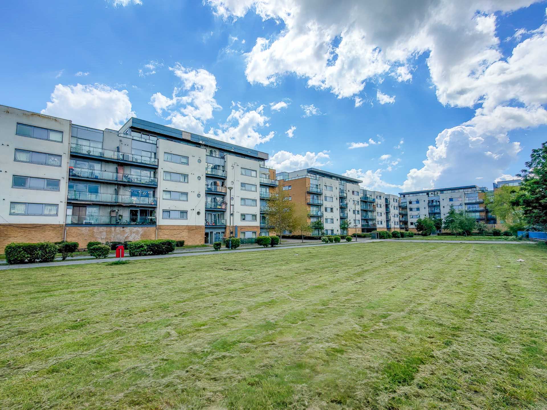 Warrior Close, West Thamesmead, Image 10