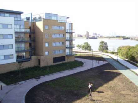 Warrior Close, West Thamesmead, Image 13