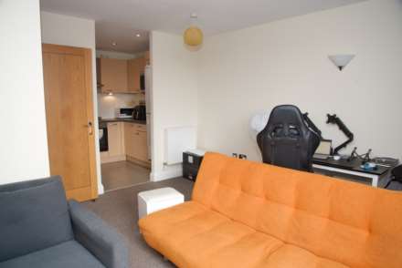 Warrior Close, West Thamesmead, Image 7