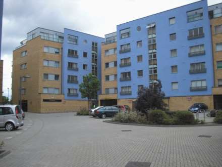 Property For Rent Tideslea Path, London