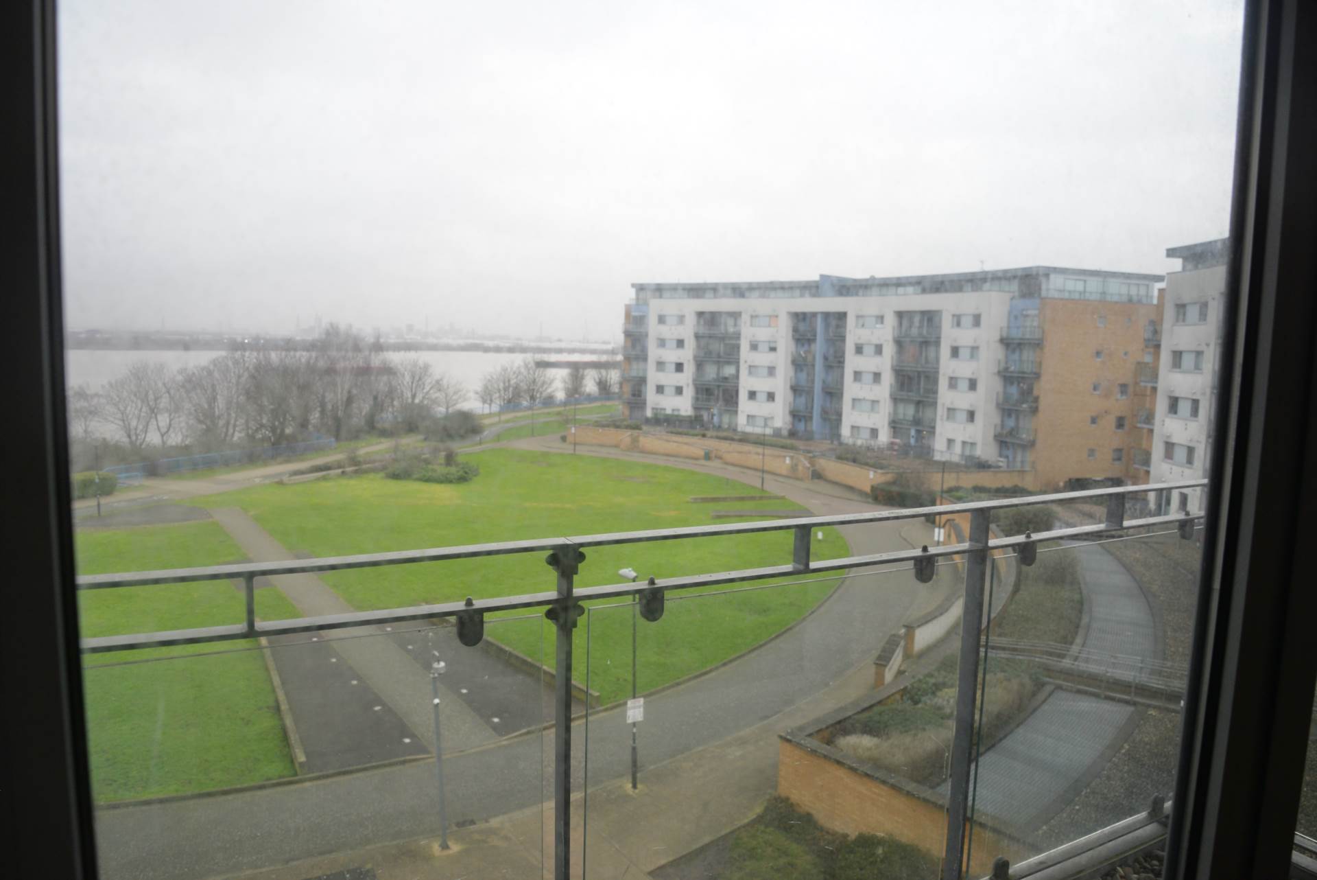 Tideslea Path, West Thamesmead, SE28 0LY, Image 10