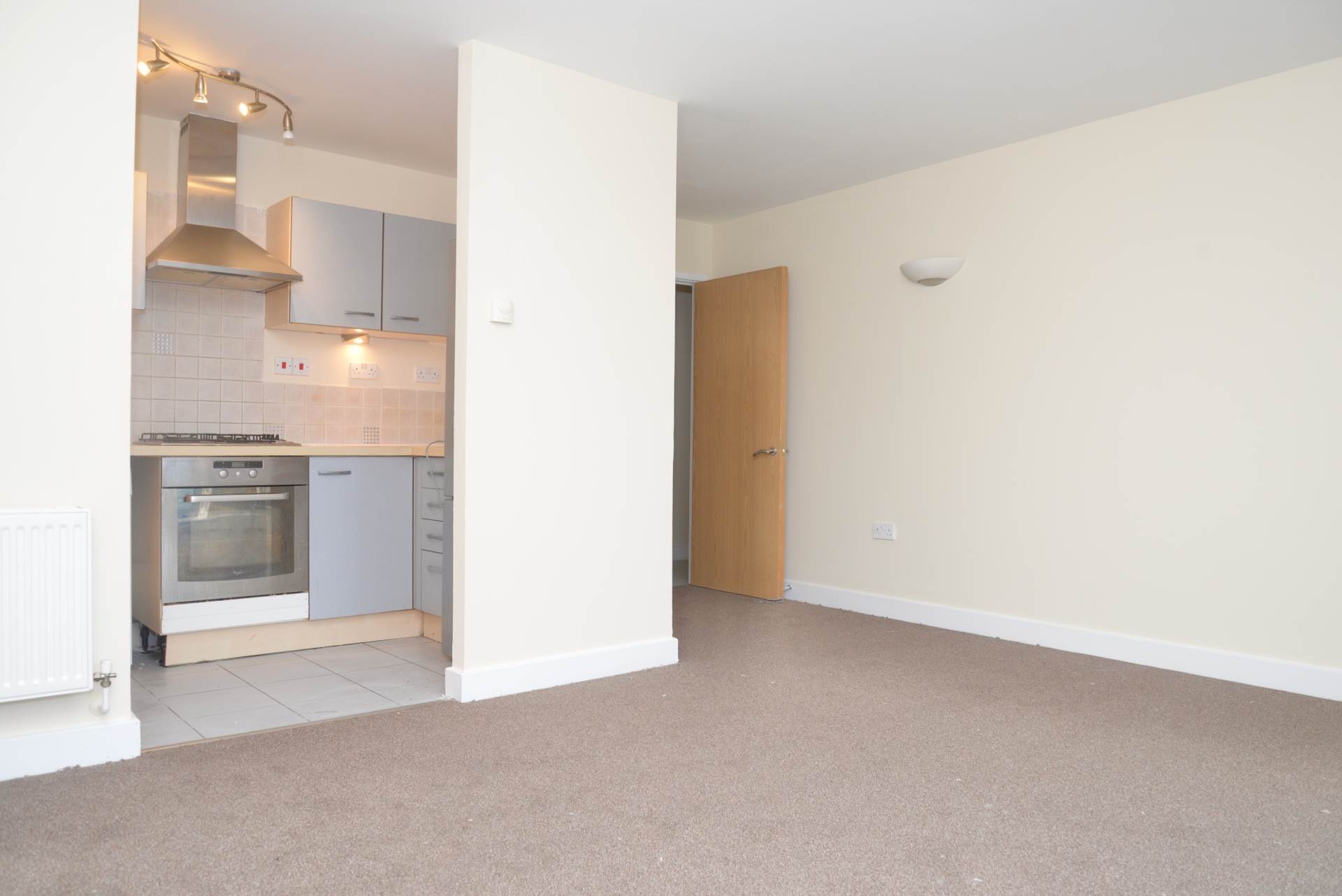 Tideslea Path, West Thamesmead, SE28 0LY, Image 7