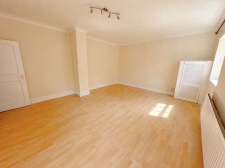 Connaught Mews, Woolwich, SE18 6SU, Image 2