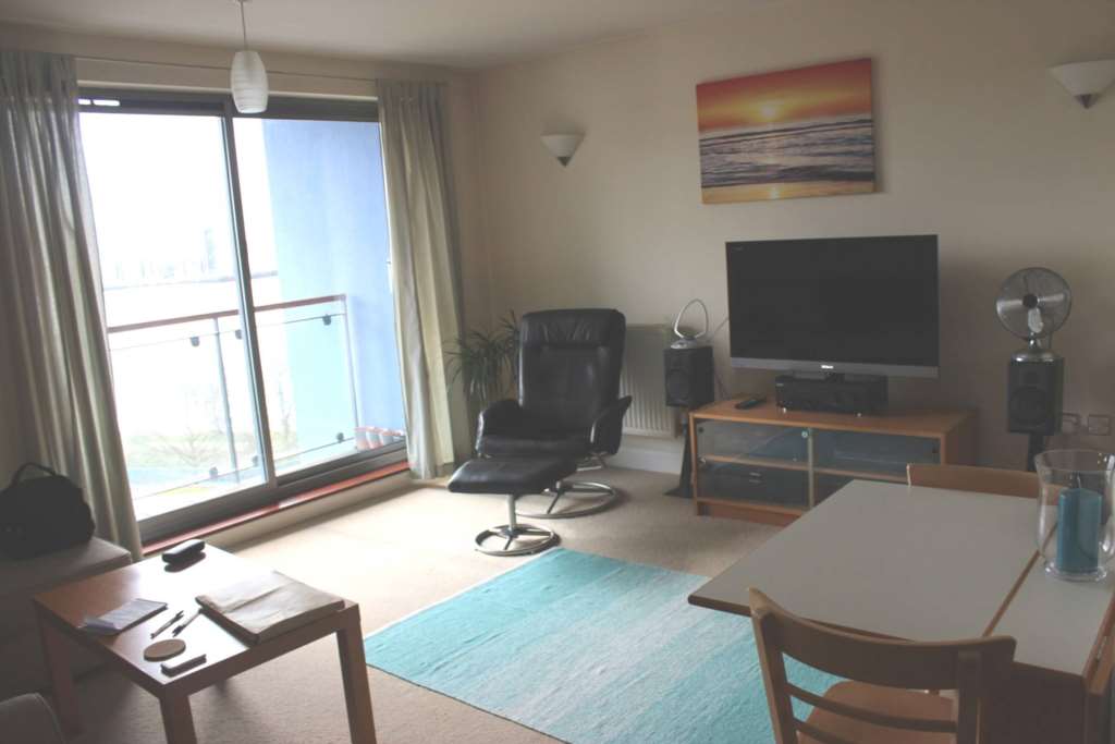 Tideslea Path, Thamesmead West, SE28 0NH, Image 4