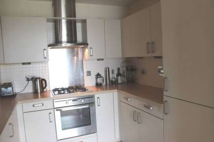 Tideslea Path, Thamesmead West, SE28 0NH, Image 6