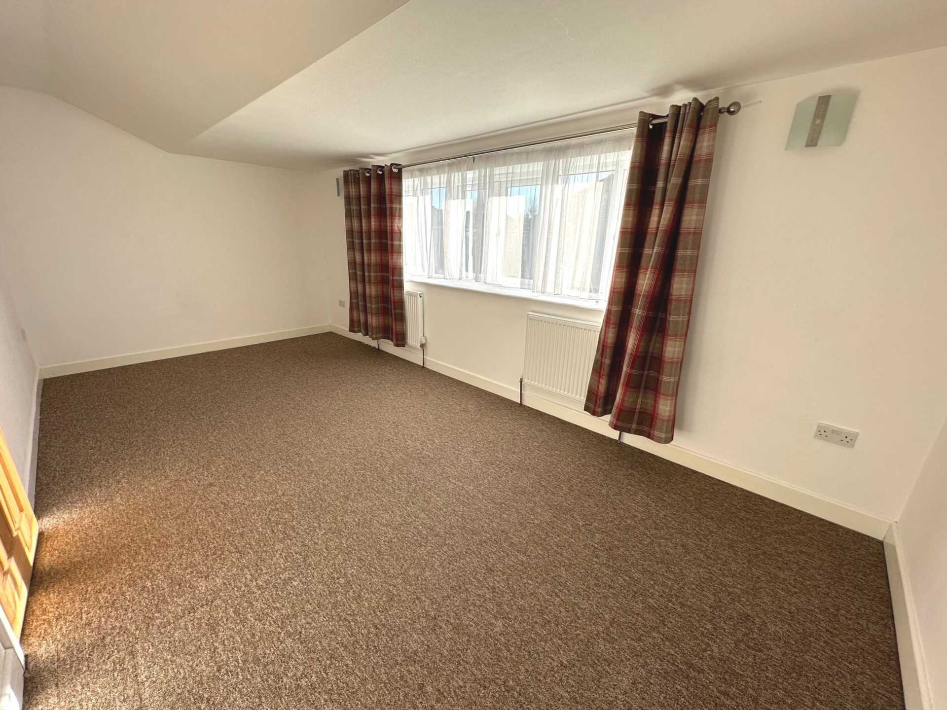 Grange Crescent, Thamesmead, SE28 8EX, Image 6