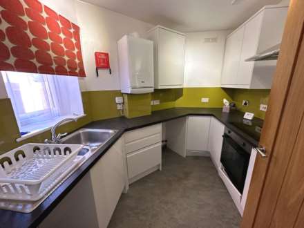 Grange Crescent, Thamesmead, SE28 8EX, Image 2