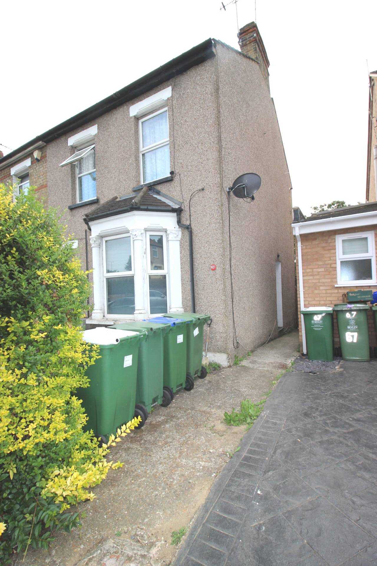 Pembroke Road, Erith, DA8 1BY, Image 1