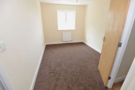 Pettacre Close, West Thamesmead, SE28 0PB, Image 15