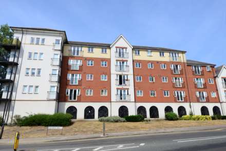 Pettacre Close, West Thamesmead, SE28 0PB, Image 18