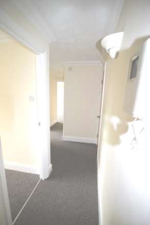 17 Greenwich Heights,Shooter's Hill, SE18 4NW, Image 5
