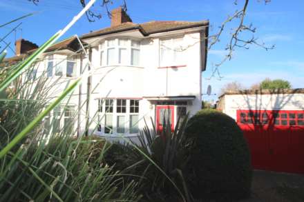 Moordown, Shooter's Hill, SE18 3NF, Image 1