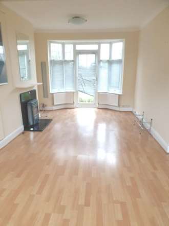 Moordown, Shooter's Hill, SE18 3NF, Image 3