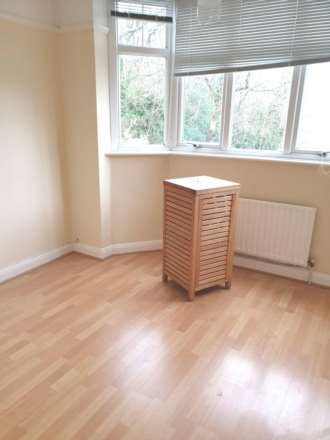 Moordown, Shooter's Hill, SE18 3NF, Image 9