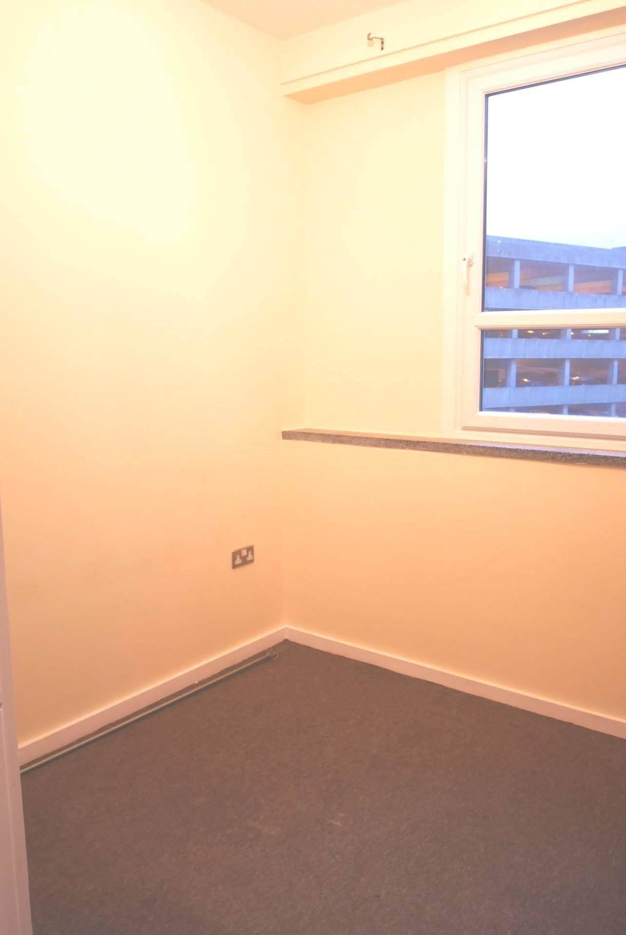 Calderwood Street, London, SE18 6JG, Image 8