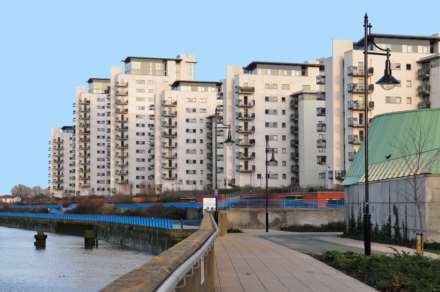 Erebus Drive, Thamesmead West, SE28 0GD