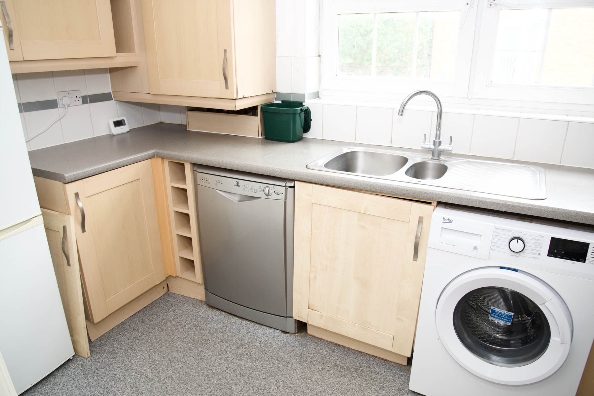 East Lodge, Pettacre Close, Thamesmead West, SE28 0PB, Image 7