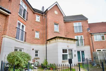 East Lodge, Pettacre Close, Thamesmead West, SE28 0PB