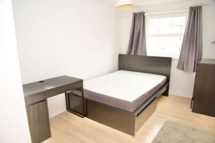 East Lodge, Pettacre Close, Thamesmead West, SE28 0PB, Image 11