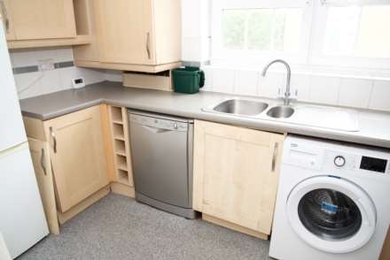 East Lodge, Pettacre Close, Thamesmead West, SE28 0PB, Image 7