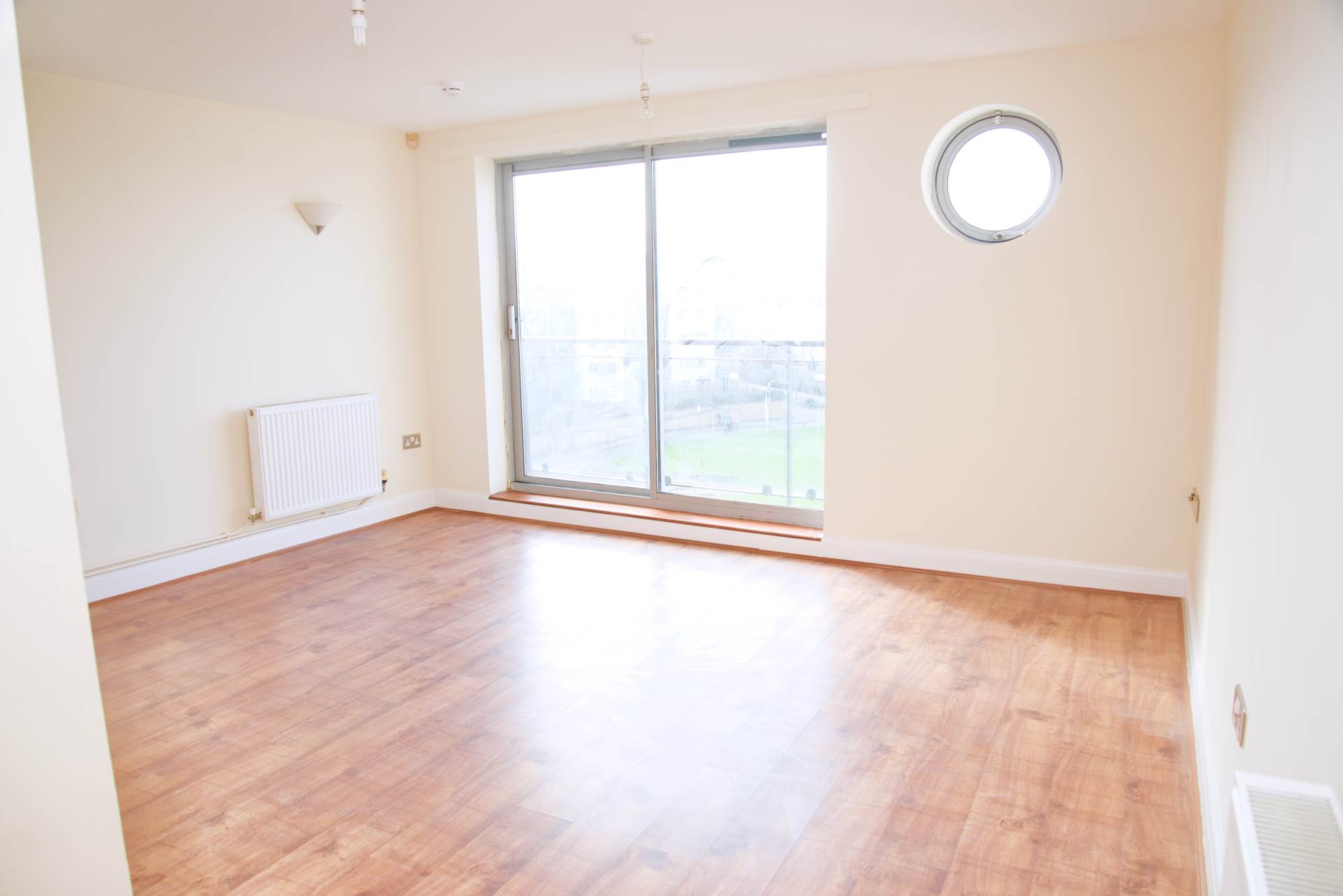 Tideslea Path, Thamesmead West, SE28 0NH, Image 5