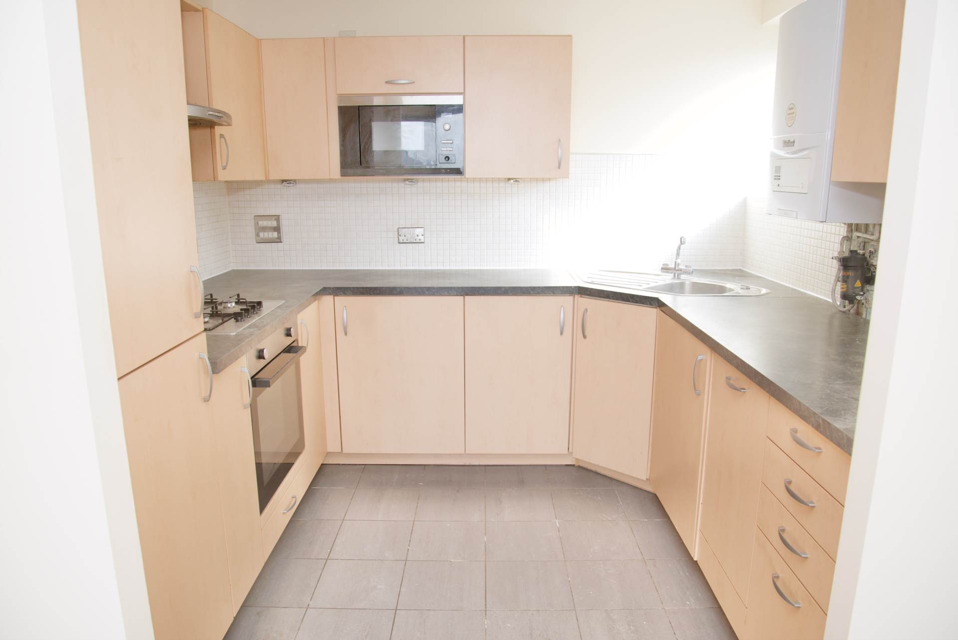 Tideslea Path, Thamesmead West, SE28 0NH, Image 7