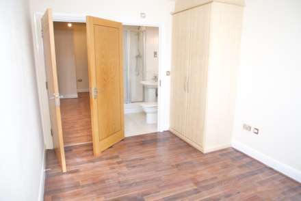 Tideslea Path, Thamesmead West, SE28 0NH, Image 10