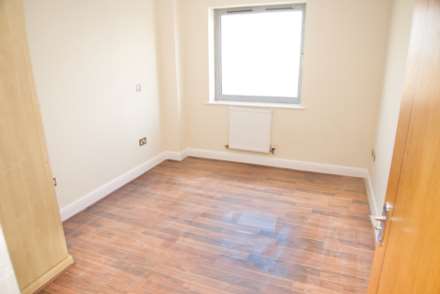 Tideslea Path, Thamesmead West, SE28 0NH, Image 12