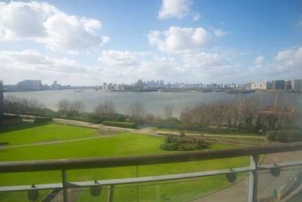 Tideslea Path, Thamesmead West, SE28 0NH, Image 13