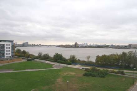 Tideslea Path, Thamesmead West, SE28 0NH, Image 14