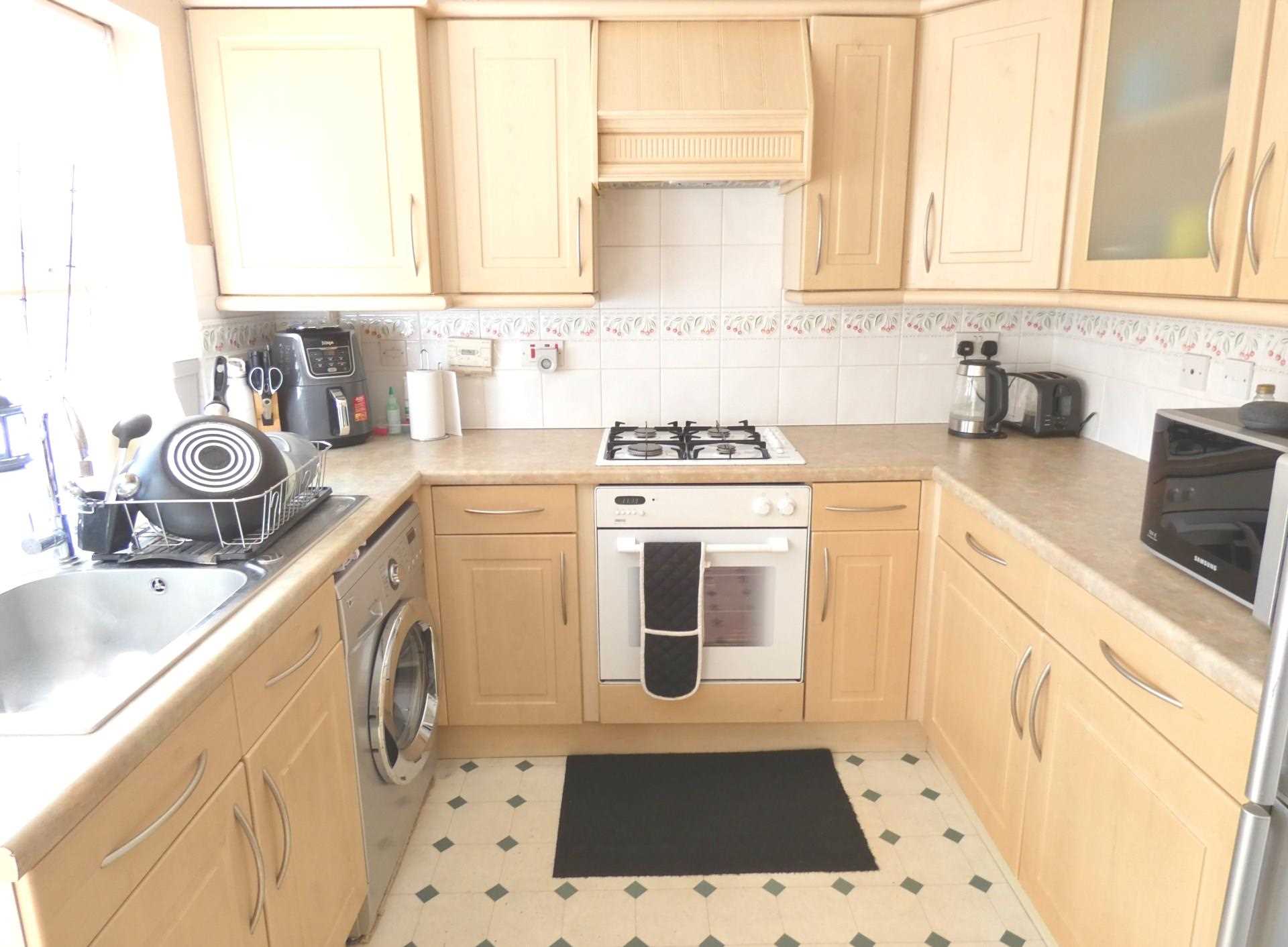 Bluebird Way, London, SE28 0HU, Image 6