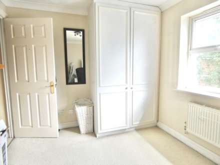Bluebird Way, London, SE28 0HU, Image 11