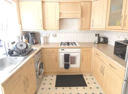 Bluebird Way, London, SE28 0HU, Image 6