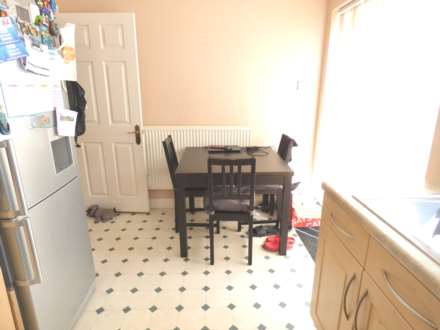Bluebird Way, London, SE28 0HU, Image 7