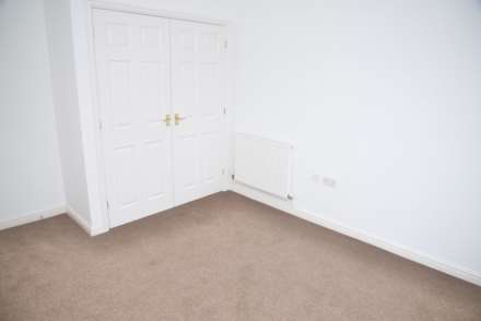 Miles Drive, Thamesmead West, SE28 0NE, Image 10