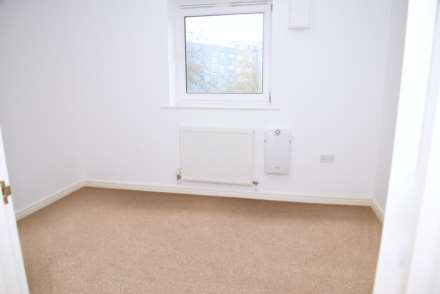 Miles Drive, Thamesmead West, SE28 0NE, Image 6