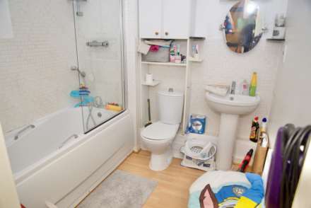 Tump House, West Thamesmead, SE28 0NS, Image 4