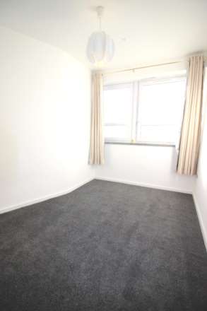 Calderwood Street, London, SE18 6JG, Image 8