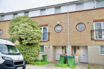 Miles Drive, West Thamesmead, SE28 0JA, Image 1